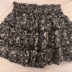 RSQ Black and White Floral Patterned Skirt
